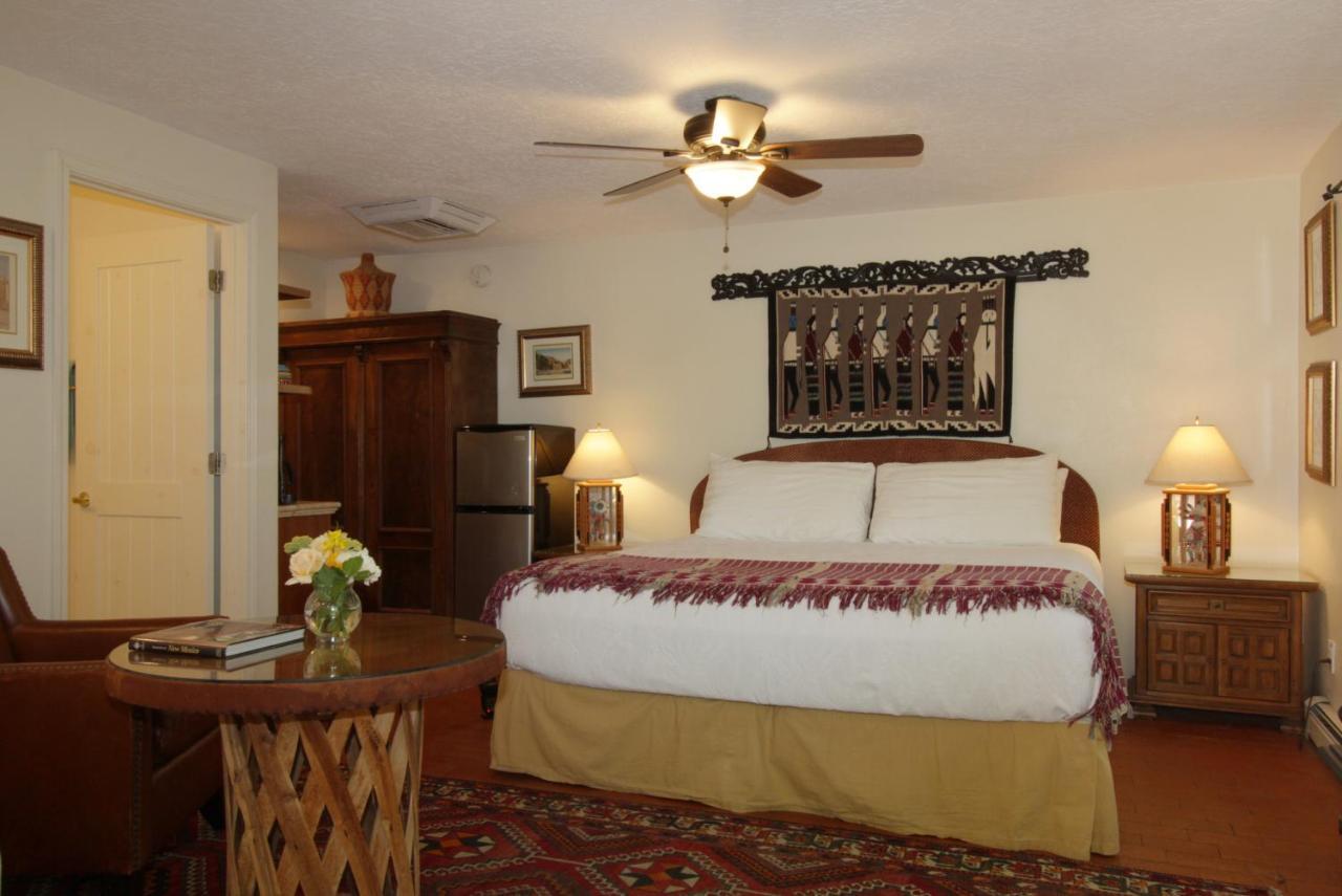 Casa Blanca Inn And Suites ファーミントン エクステリア 写真
