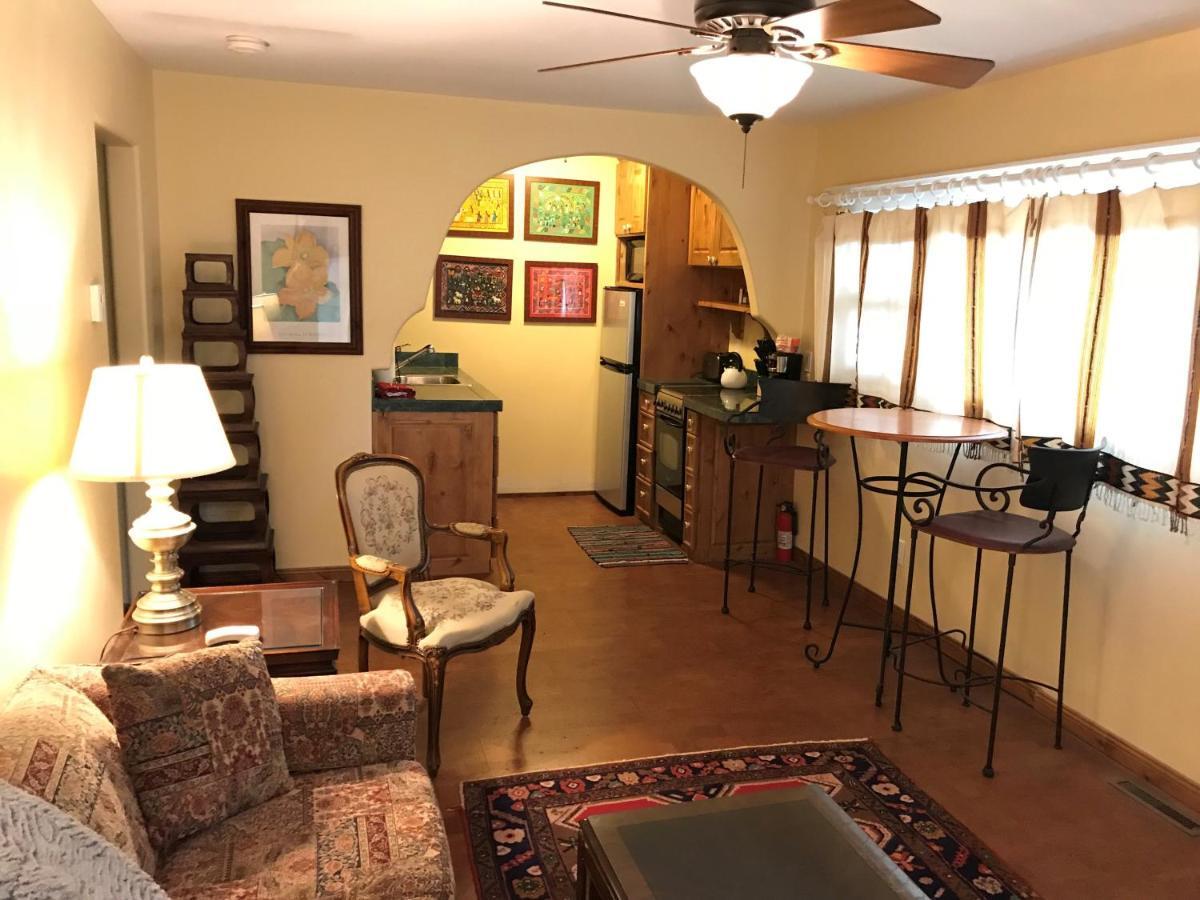 Casa Blanca Inn And Suites ファーミントン エクステリア 写真